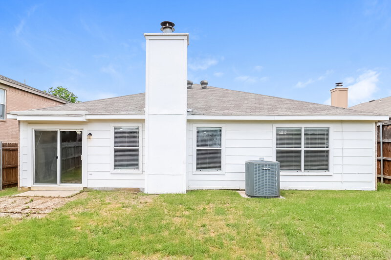 2,030/Mo, 3317 Bentgate Ct Denton, TX 76210 Rear View