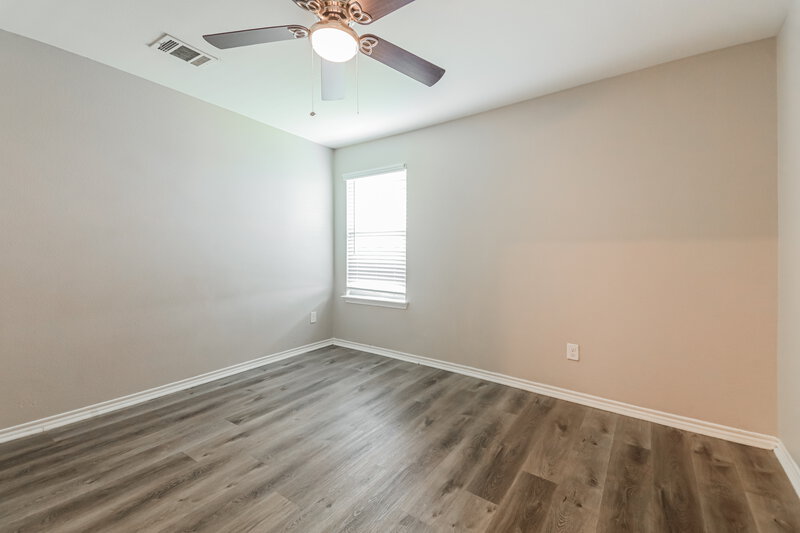 0/Mo, 820 Horton St Fate, TX 75189 Bedroom View 3