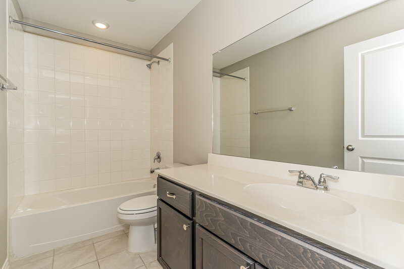 2,685/Mo, 820 Horton St Fate, TX 75189 Bathroom View