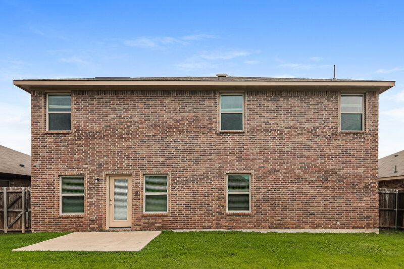 0/Mo, 820 Horton St Fate, TX 75189 Rear View