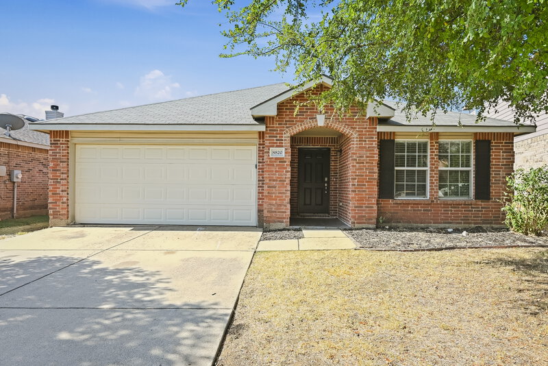 2,470/Mo, 8820 Elk Creek Ln Fort Worth, TX 76123 External View