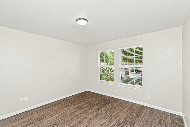 2,470/Mo, 8820 Elk Creek Ln Fort Worth, TX 76123 Living Room View