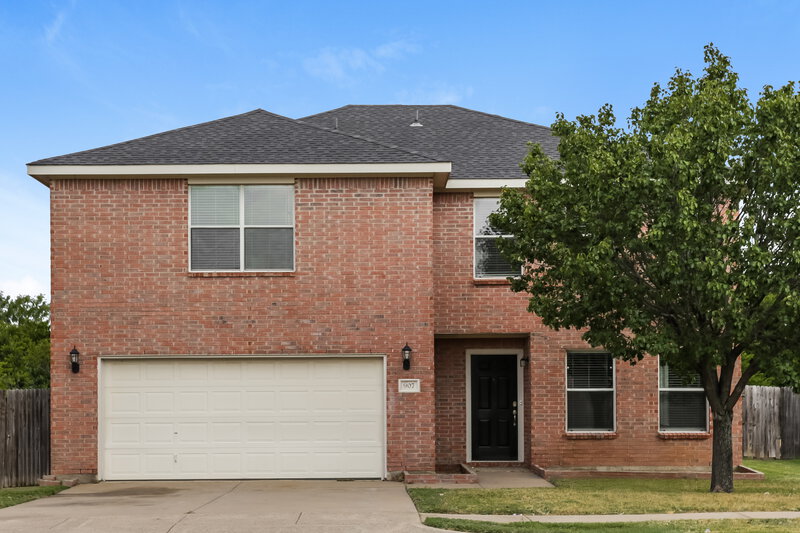 2,200/Mo, 907 Blue Sky Dr Arlington, TX 76002 External View