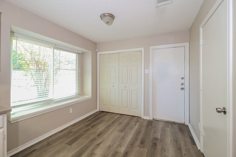 2,725/Mo, 600 Aldenwood St Allen, TX 75002 Breakfast Nook View