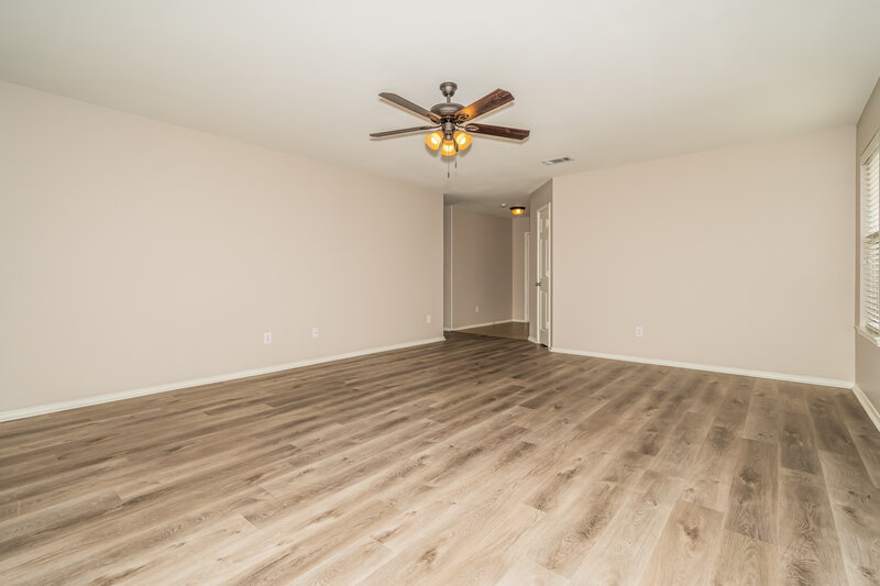 2,380/Mo, 1909 Nightingale Dr Aubrey, TX 76227 Living Room View 2