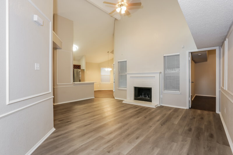 1,860/Mo, 5704 Stone Meadow Ln Fort Worth, TX 76179 Living Room View