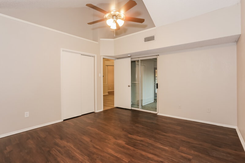 1,860/Mo, 5704 Stone Meadow Ln Fort Worth, TX 76179 Main Bedroom View 2