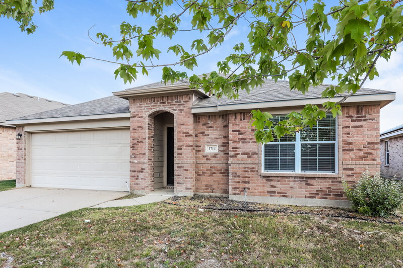 2,050/Mo, 1714 Twin Hills Way Princeton, TX 75407 Front View