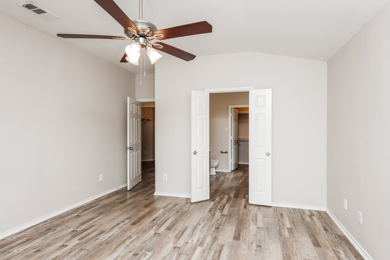 2,050/Mo, 1714 Twin Hills Way Princeton, TX 75407 Main Bedroom View 2
