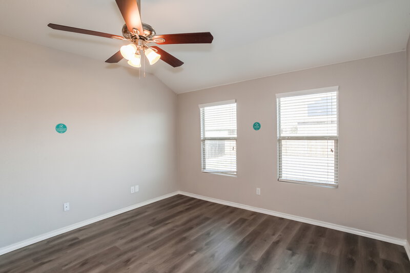 2,210/Mo, 1100 Colchester Ct Fort Worth, TX 76134 Living Room View