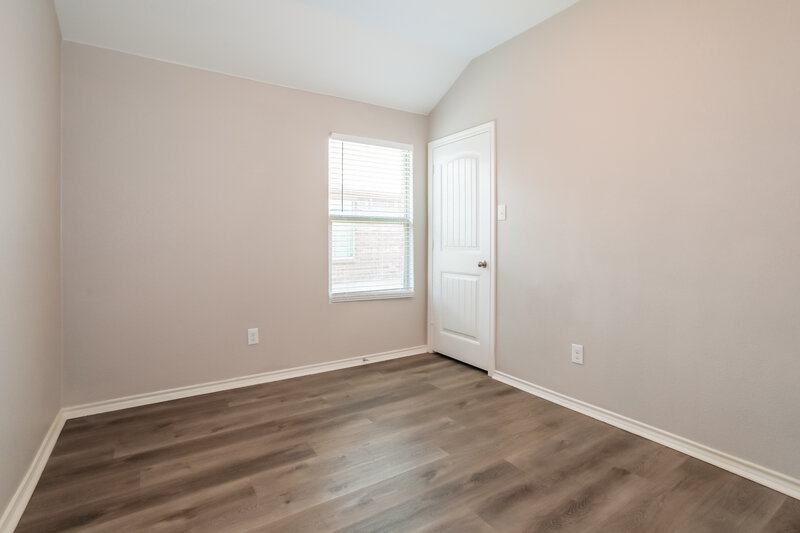 2,210/Mo, 1100 Colchester Ct Fort Worth, TX 76134 Bedroom View 2