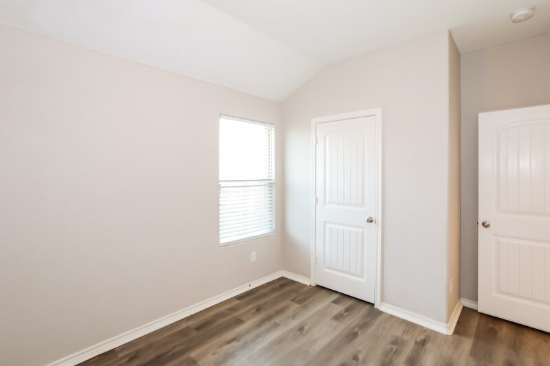 2,210/Mo, 1100 Colchester Ct Fort Worth, TX 76134 Bedroom View 3