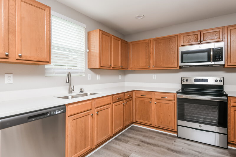2,640/Mo, 8908 Preakness Cir Fort Worth, TX 76123 Kitchen View 2