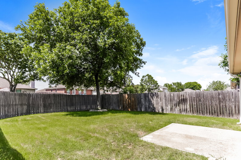 1,975/Mo, 1616 Deerwood Dr Rockwall, TX 75032 Rear View