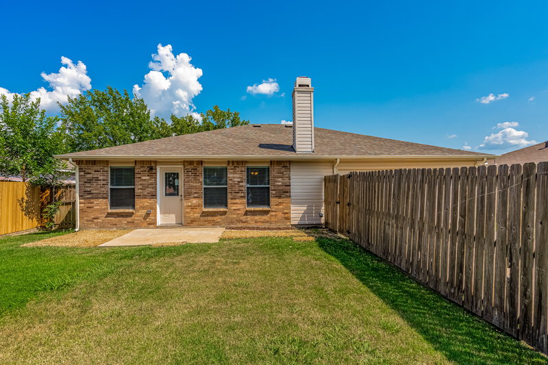 2,035/Mo, 1616 Deerwood Dr Rockwall, TX 75032 Rear View