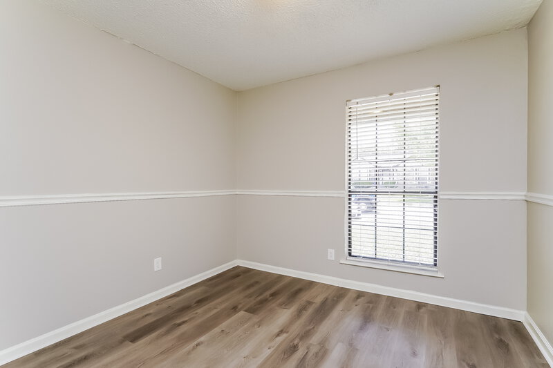 0/Mo, 411 Creekmeadow Ln Lewisville, TX 75067 Bedroom View