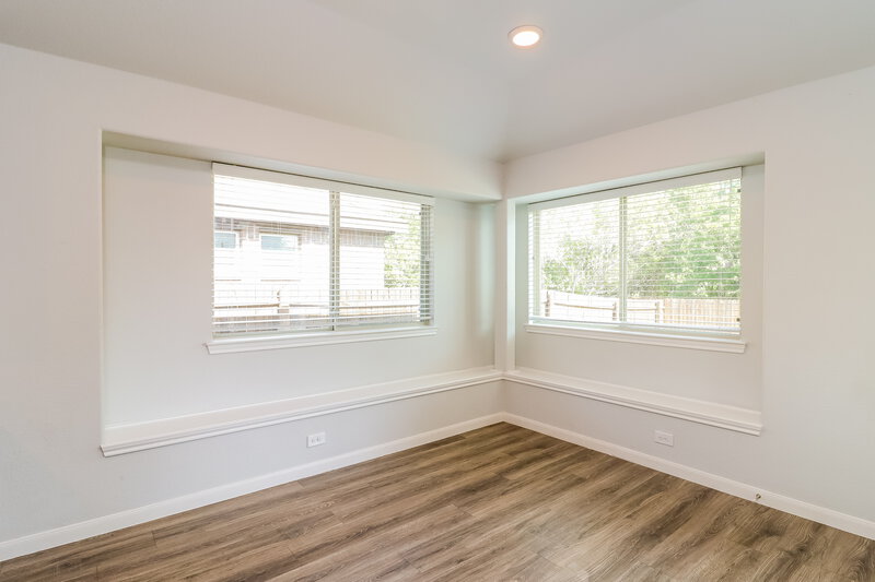 2,540/Mo, 816 Cloverwood Dr Crowley, TX 76036 Dining Room View