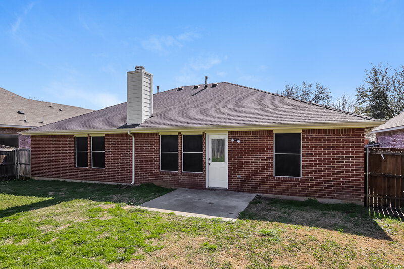 2,110/Mo, 1300 Maple Terrace Dr Mansfield, TX 76063 Rear View