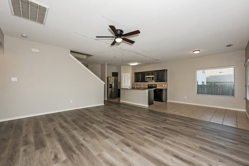 2,160/Mo, 316 Cameron Hill Pt Fort Worth, TX 76134 Living Room View