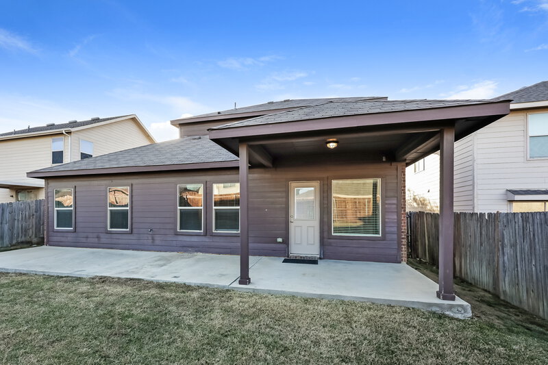 2,160/Mo, 316 Cameron Hill Pt Fort Worth, TX 76134 Rear View