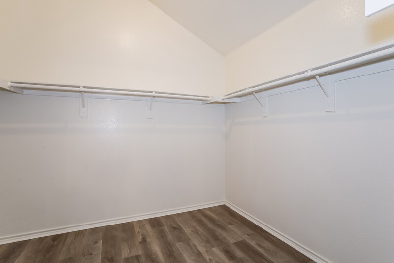 1,900/Mo, 1420 Eufemia Dr Denton, TX 76207 Walk In Closet View