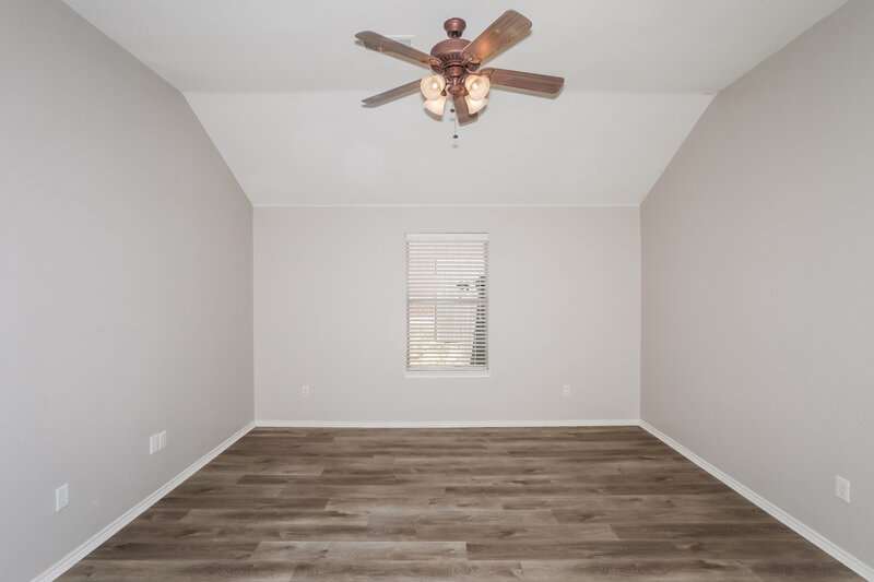 1,900/Mo, 1420 Eufemia Dr Denton, TX 76207 Bedroom View 3