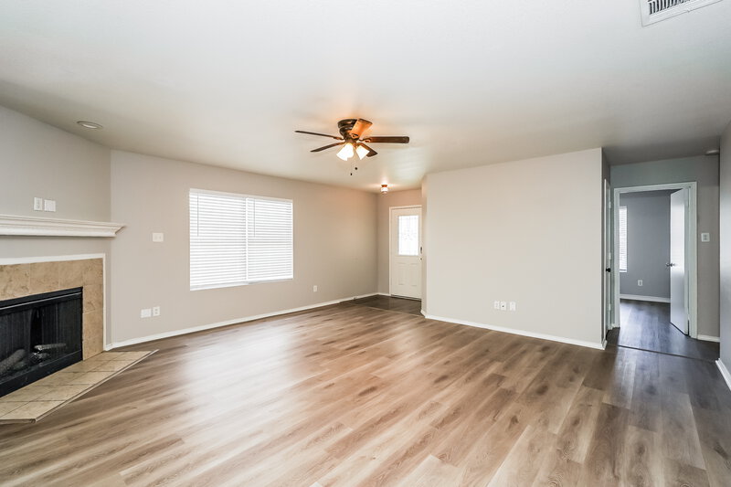 1,995/Mo, 8505 Shallow Creek Dr Fort Worth, TX 76179 Living Room View 2