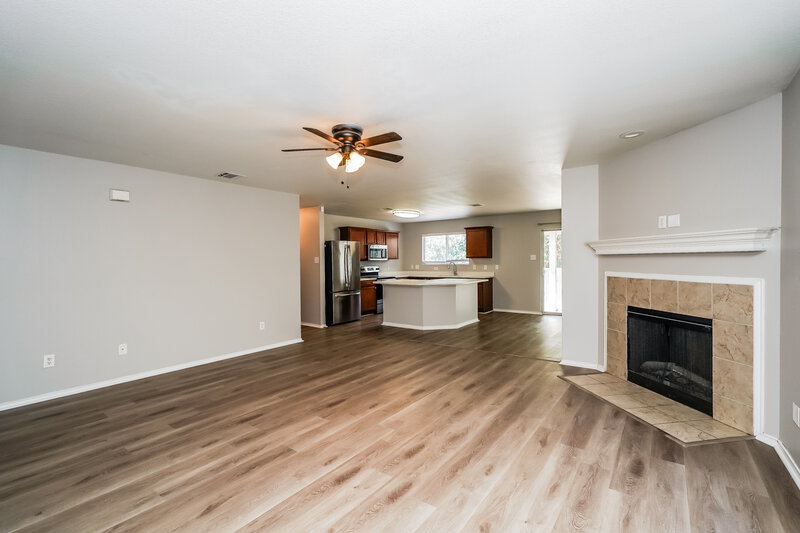 1,995/Mo, 8505 Shallow Creek Dr Fort Worth, TX 76179 Living Room View 4