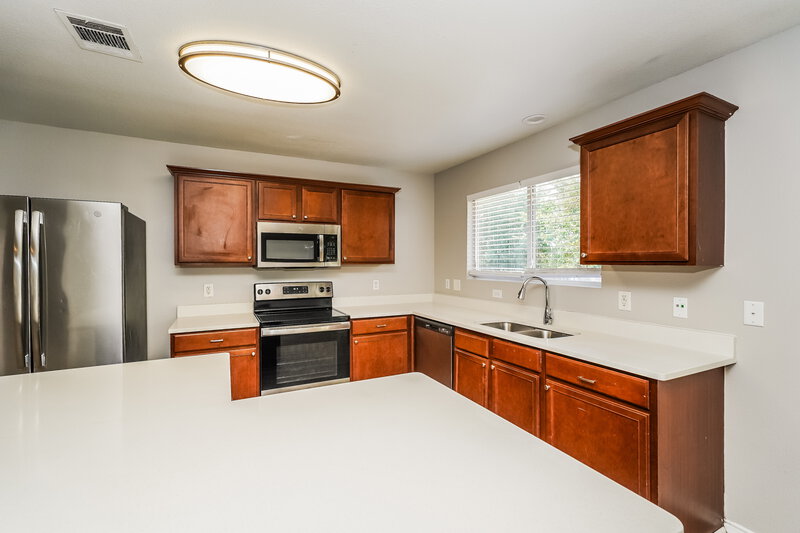 1,995/Mo, 8505 Shallow Creek Dr Fort Worth, TX 76179 Kitchen View 2