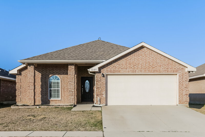 2,015/Mo, 1225 Camden Yard Dr Burleson, TX 76028 External View