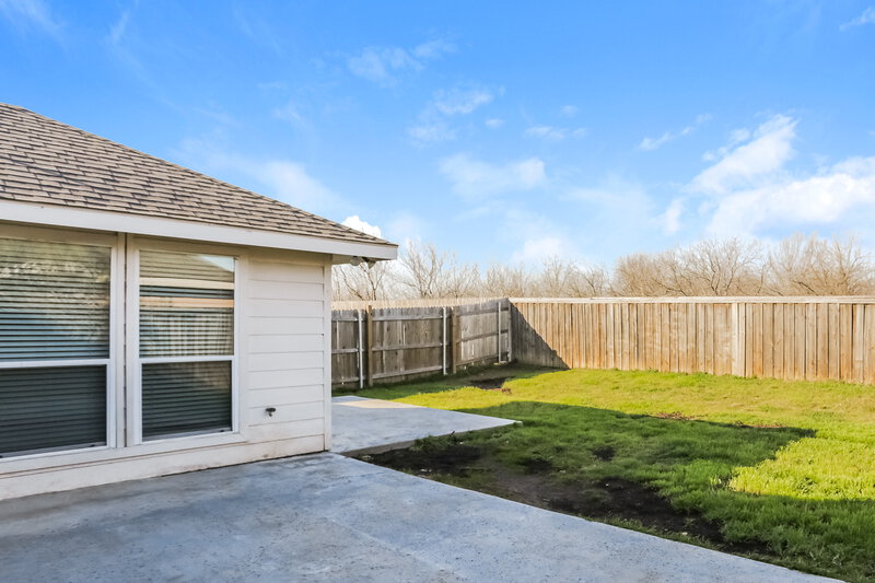 2,015/Mo, 1225 Camden Yard Dr Burleson, TX 76028 Rear View