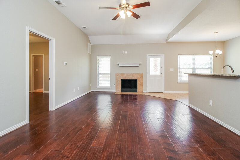 1,895/Mo, 3228 Vine St Euless, TX 76040 Living Room View