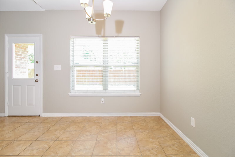 1,895/Mo, 3228 Vine St Euless, TX 76040 Dining Room View 2