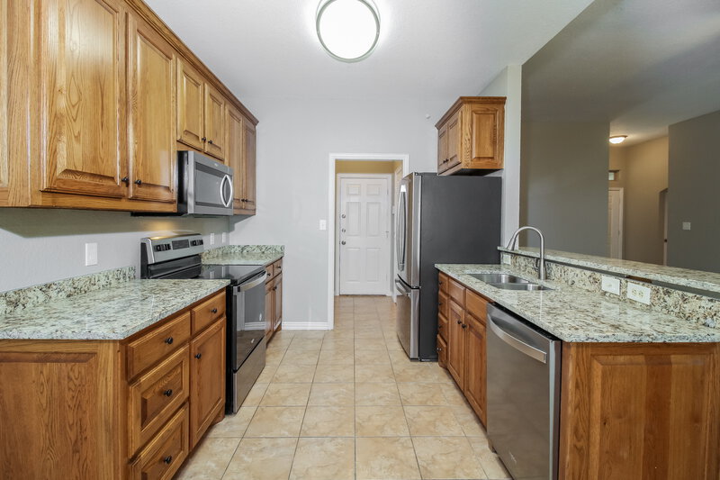 1,895/Mo, 3228 Vine St Euless, TX 76040 Kitchen View 2