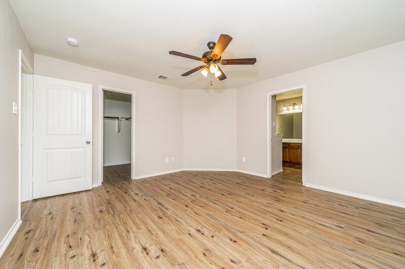 2,400/Mo, 2128 Forest Meadow Dr Princeton, TX 75407 Main Bedroom View 2