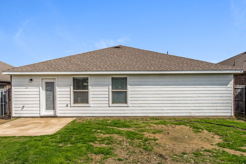 2,400/Mo, 2128 Forest Meadow Dr Princeton, TX 75407 Rear View