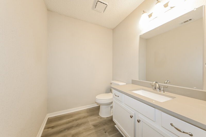 2,500/Mo, 4110 Briton Ct Grand Prairie, TX 75052 Powder Room View