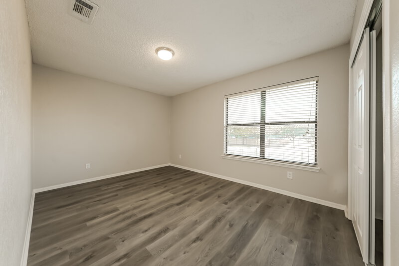 2,500/Mo, 4110 Briton Ct Grand Prairie, TX 75052 Bedroom View 2