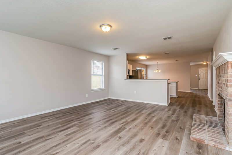 2,495/Mo, 2728 Prairie Creek Dr McKinney, TX 75071 Living Room View 2