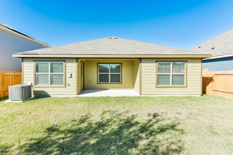 1,885/Mo, 8500 Buck Mountain Pass Fort Worth, TX 76179 Rear View