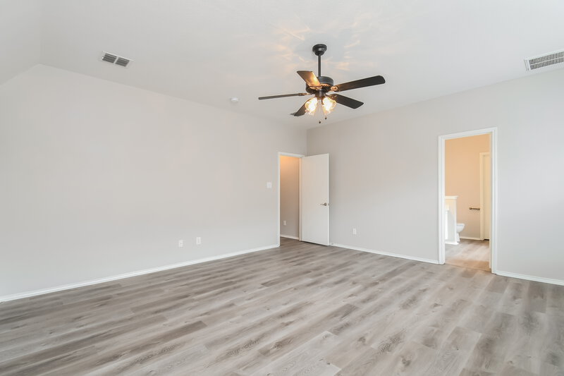 3,035/Mo, 8103 Guadalupe Rd Arlington, TX 76002 Main Bedroom View 2