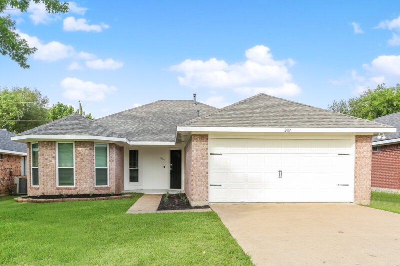 2,305/Mo, 307 Southlake Dr Forney, TX 75126 External View
