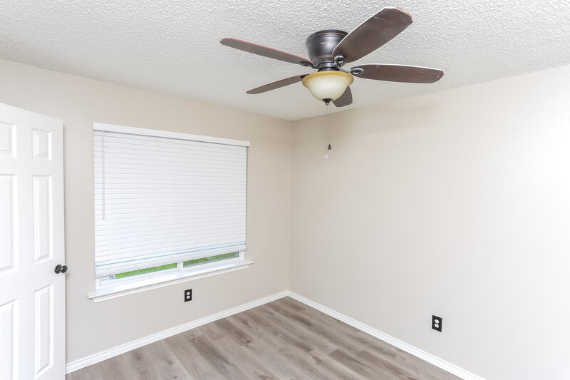 2,305/Mo, 307 Southlake Dr Forney, TX 75126 Living Room View 2
