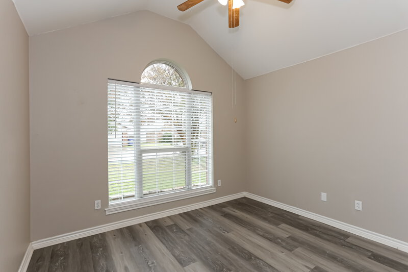 2,205/Mo, 417 Mara Ln Red Oak, TX 75154 Bedroom View 2