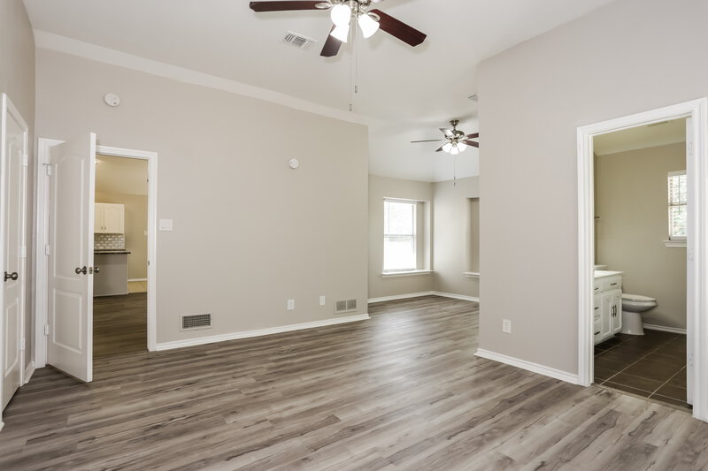 2,095/Mo, 6841 Black Wing Dr Fort Worth, TX 76137 Main Bedroom View 2