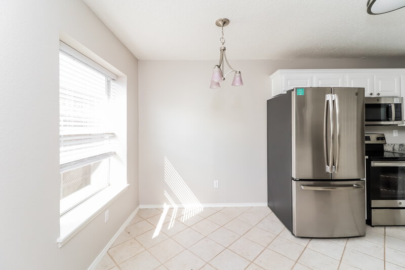 2,150/Mo, 5616 Colebrook Trail Arlington, TX 76017 Dining Room View