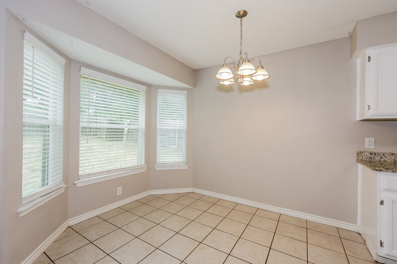 2,010/Mo, 6214 Big Springs Dr Arlington, TX 76001 Dining Room View