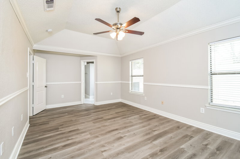 2,300/Mo, 4204 Rye Glen Dr Arlington, TX 76017 Main Bedroom View 2