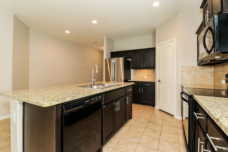 2,170/Mo, 9341 Herringbone Dr Fort Worth, TX 76131 Kitchen View