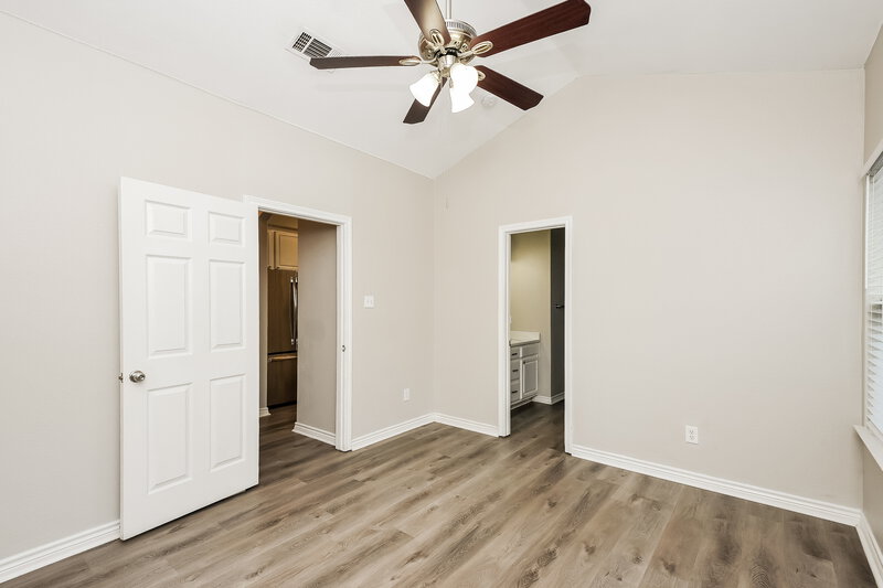 1,789/Mo, 9309 Cynthia Ct Fort Worth, TX 76140 Main Bedroom View
